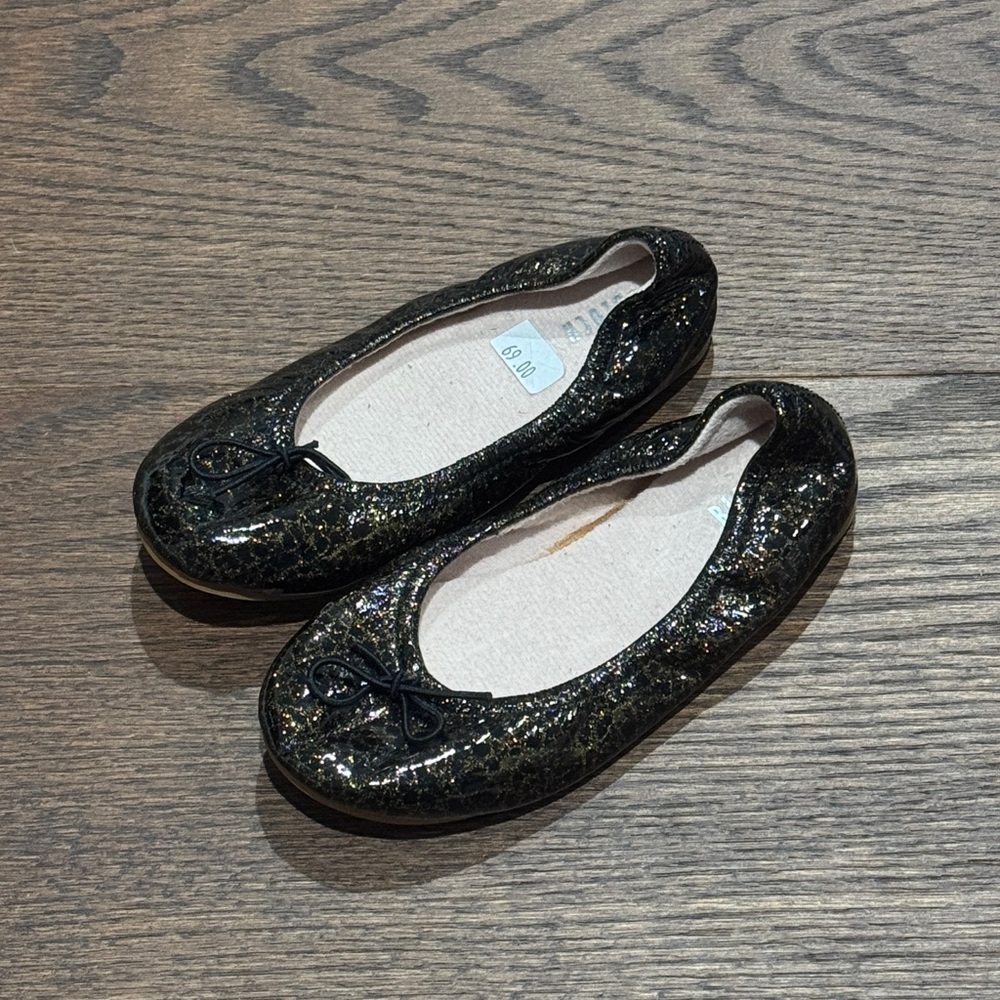 NWT Bloch Girls Black and Gold Ballet Flats Size 26/9